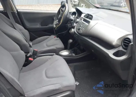 2013 Honda Fit из США, поврежденный, VIN JHMGE8H32DC082605